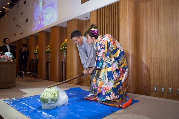 新潟市結婚式場　ブライダルステージデュオグランシャリオ　ケーキ入刀　スイカ