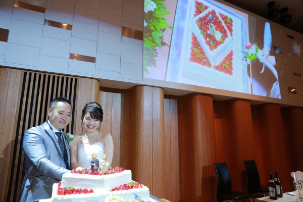 新潟市結婚式場ブライダルステージデュオ　ケーキ入刀