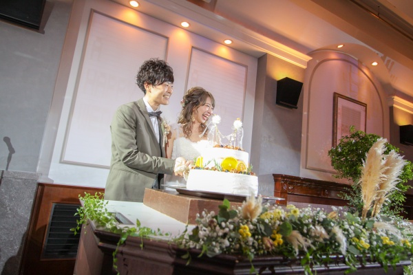 新潟市結婚式場ブライダルステージデュオ　ウェディングケーキ　入刀