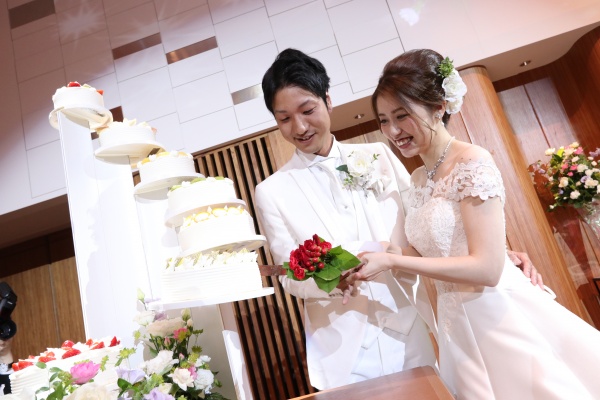 新潟市結婚式場ブライダルステージデュオ　ケーキ入刀
