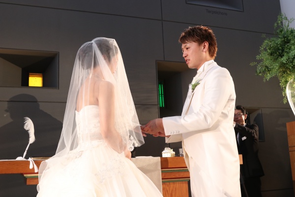 新潟市結婚式場ブライダルステージデュオ　チャペル　指輪交換