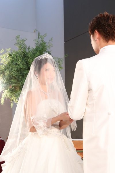 新潟市結婚式場ブライダルステージデュオ　チャペル　指輪交換