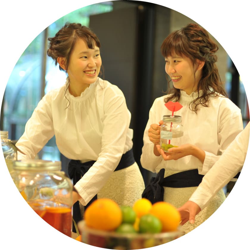 結婚式にゲストを招待しやすい
